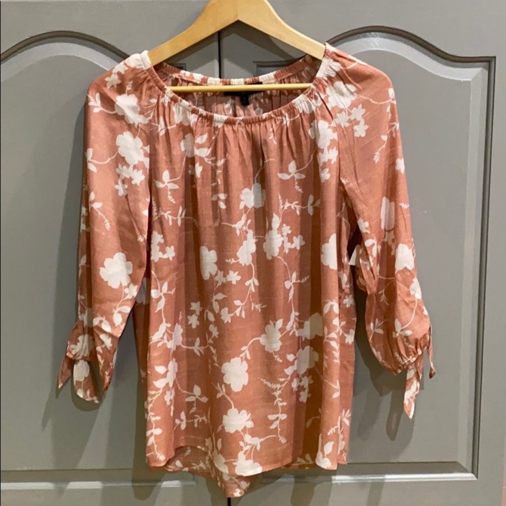 NWT Fred David Floral Blouse